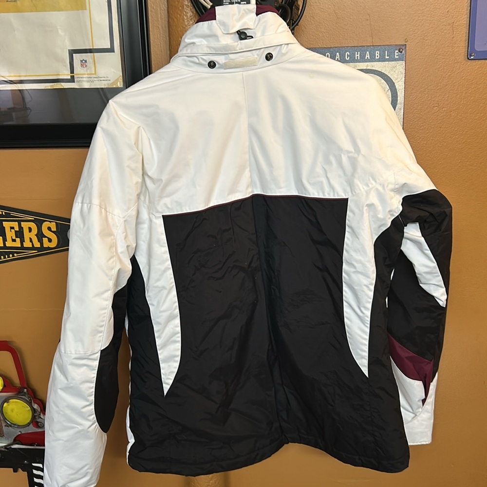 Ladies Columbia jacket - Picture 2 of 9